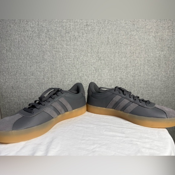 Adidas Charcoal Gray Gum Sole Low Laceup VL COURT Shoes 3.0 Sneakers Size 11 NEW - Picture 5 of 8